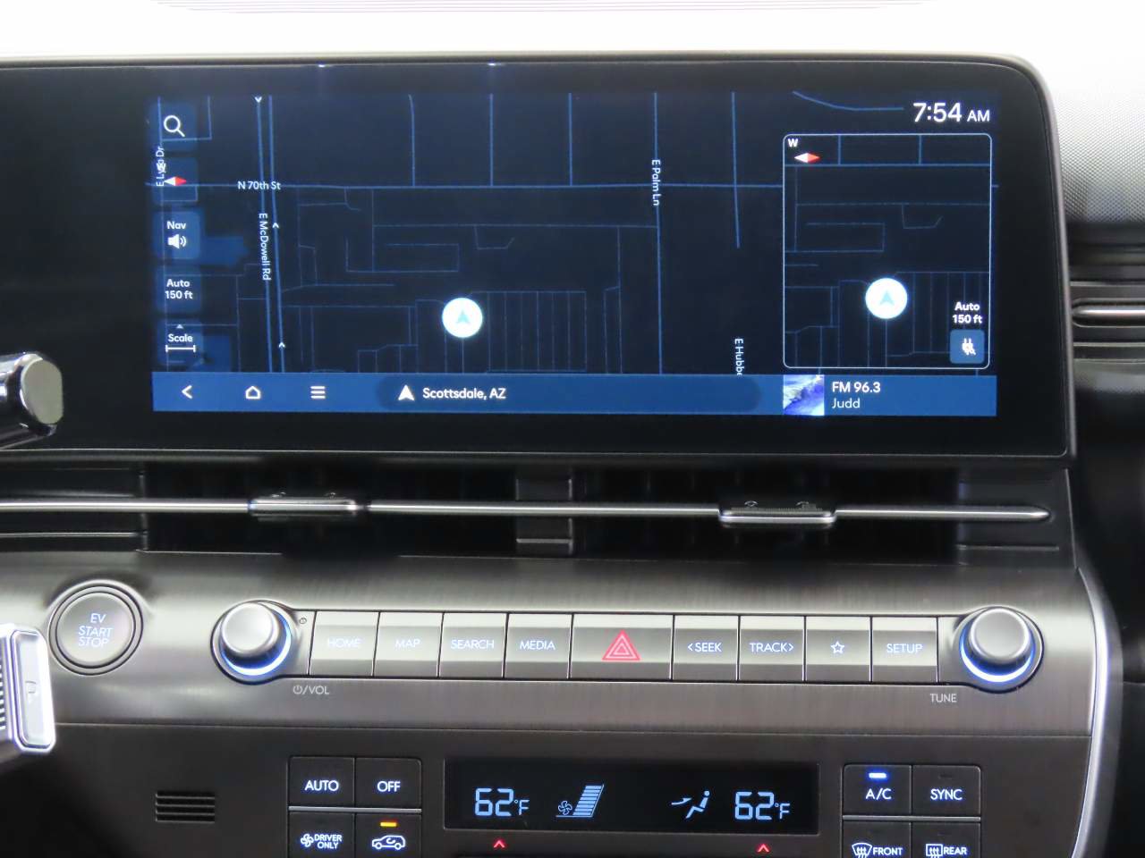 Used 2024 Hyundai Kona SEL image 13