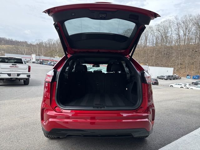 Used 2023 Ford Edge ST-Line image 9