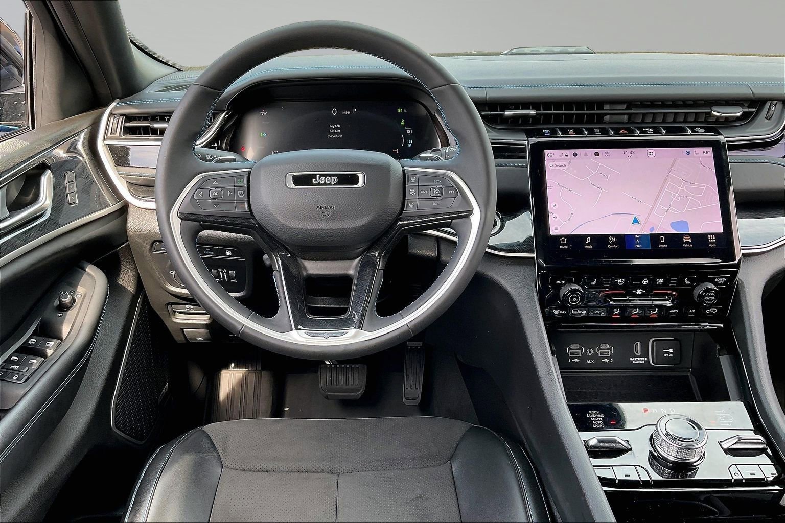 Used 2022 Jeep Grand Cherokee Trailhawk w/ Luxury Tech Group III image 5