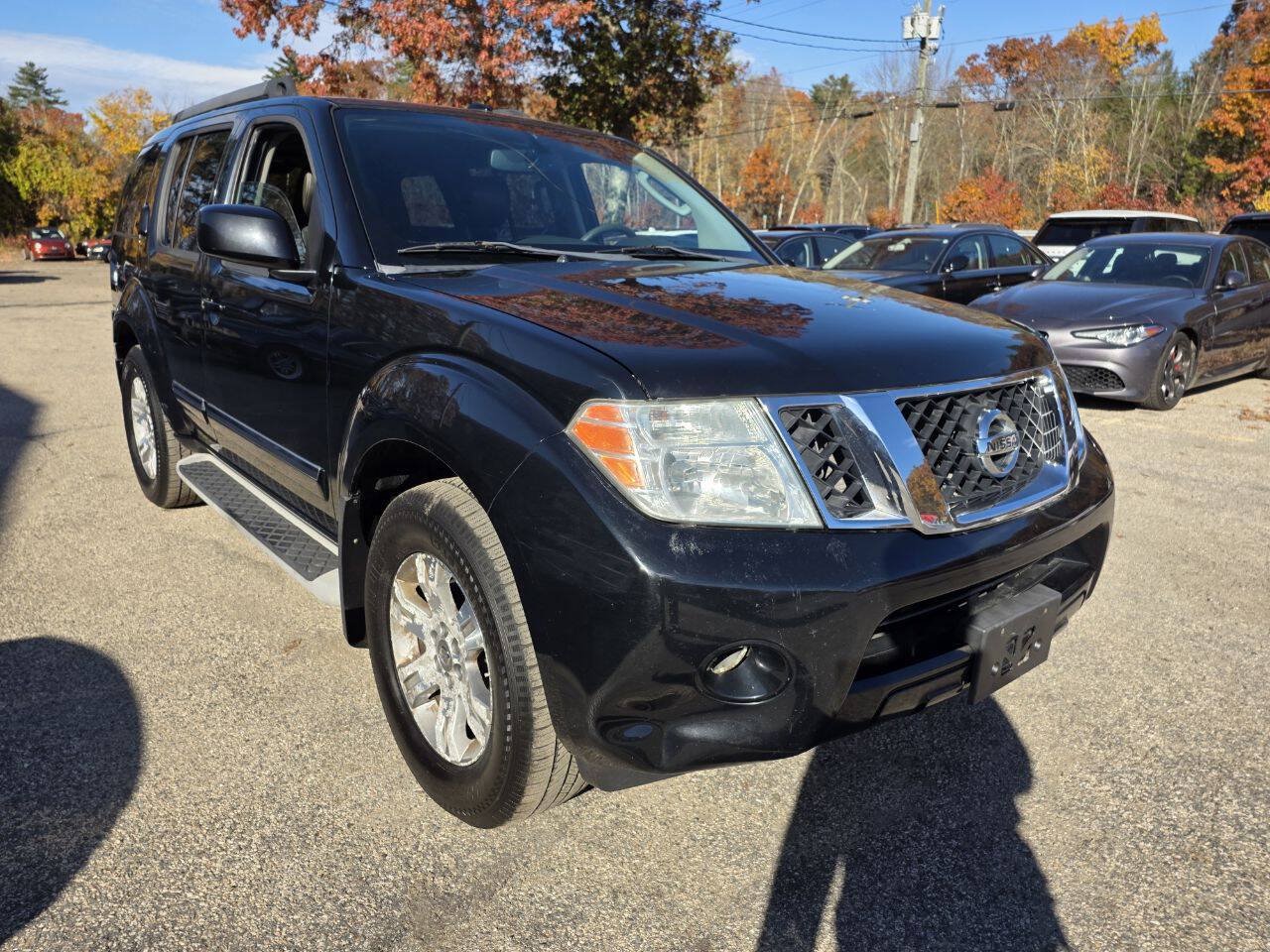 Used 2011 Nissan Pathfinder Silver AWD/4WD image 6