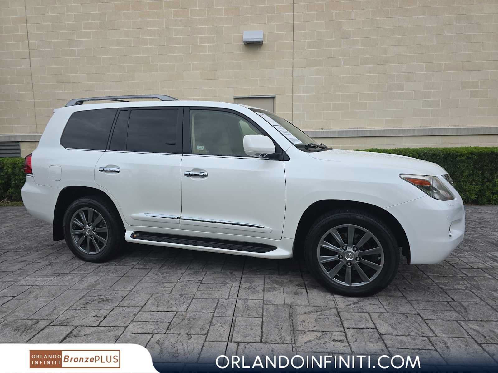 Used 2011 Lexus LX 570 4WD w/ Luxury Pkg image 1