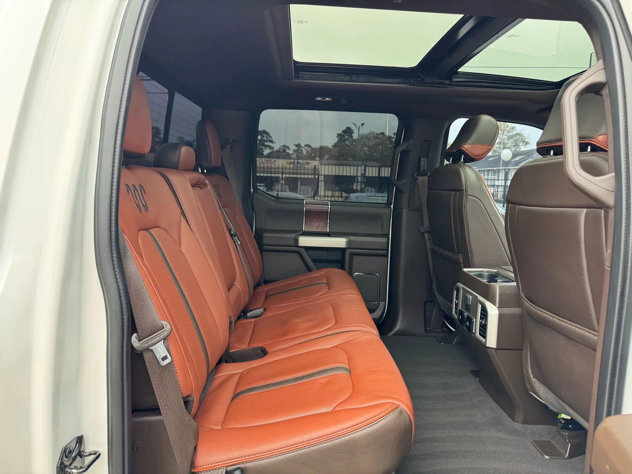 Used 2021 Ford F250 King Ranch w/ King Ranch Ultimate Package AWD/4WD image 27