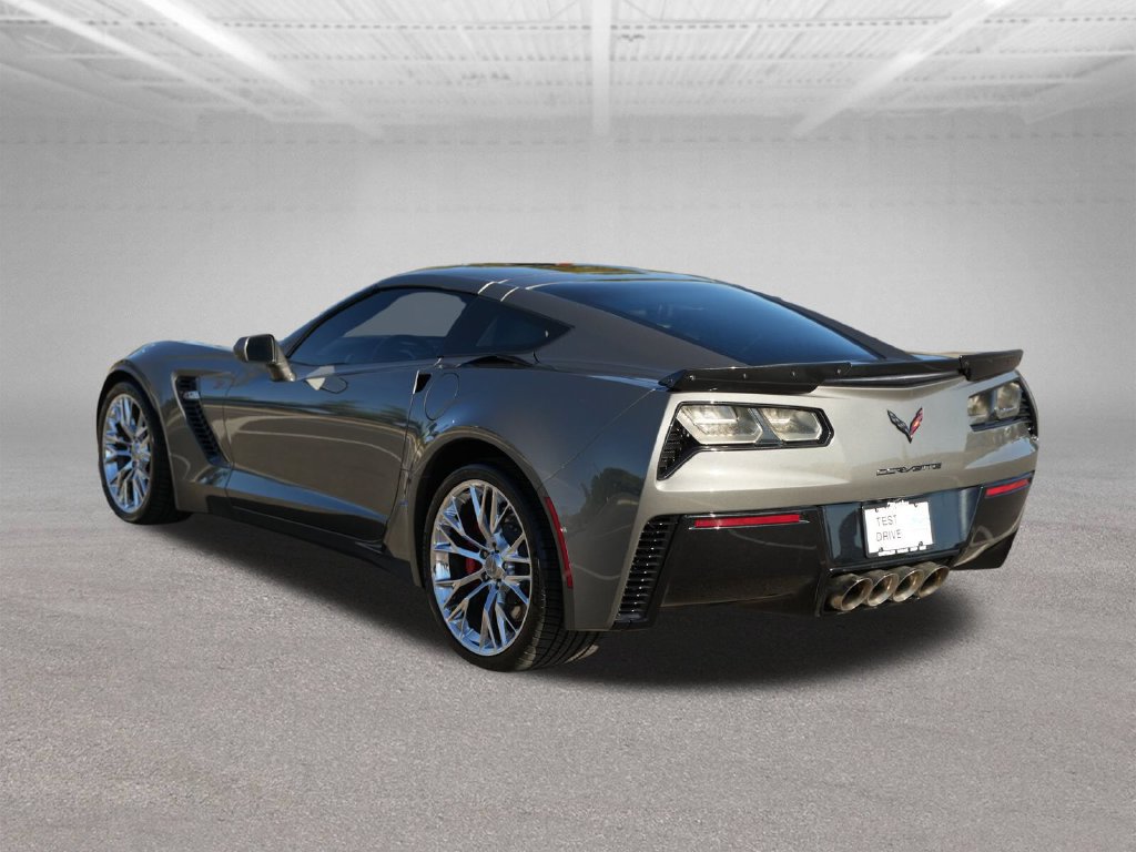 Used 2016 Chevrolet Corvette Z06 w/ 3LZ Preferred Equipment Group RWD image 6