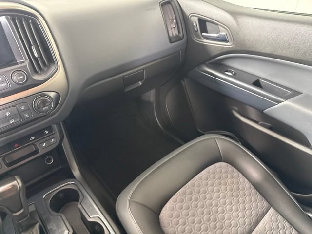 Used 2017 Chevrolet Colorado Z71 AWD/4WD image 26