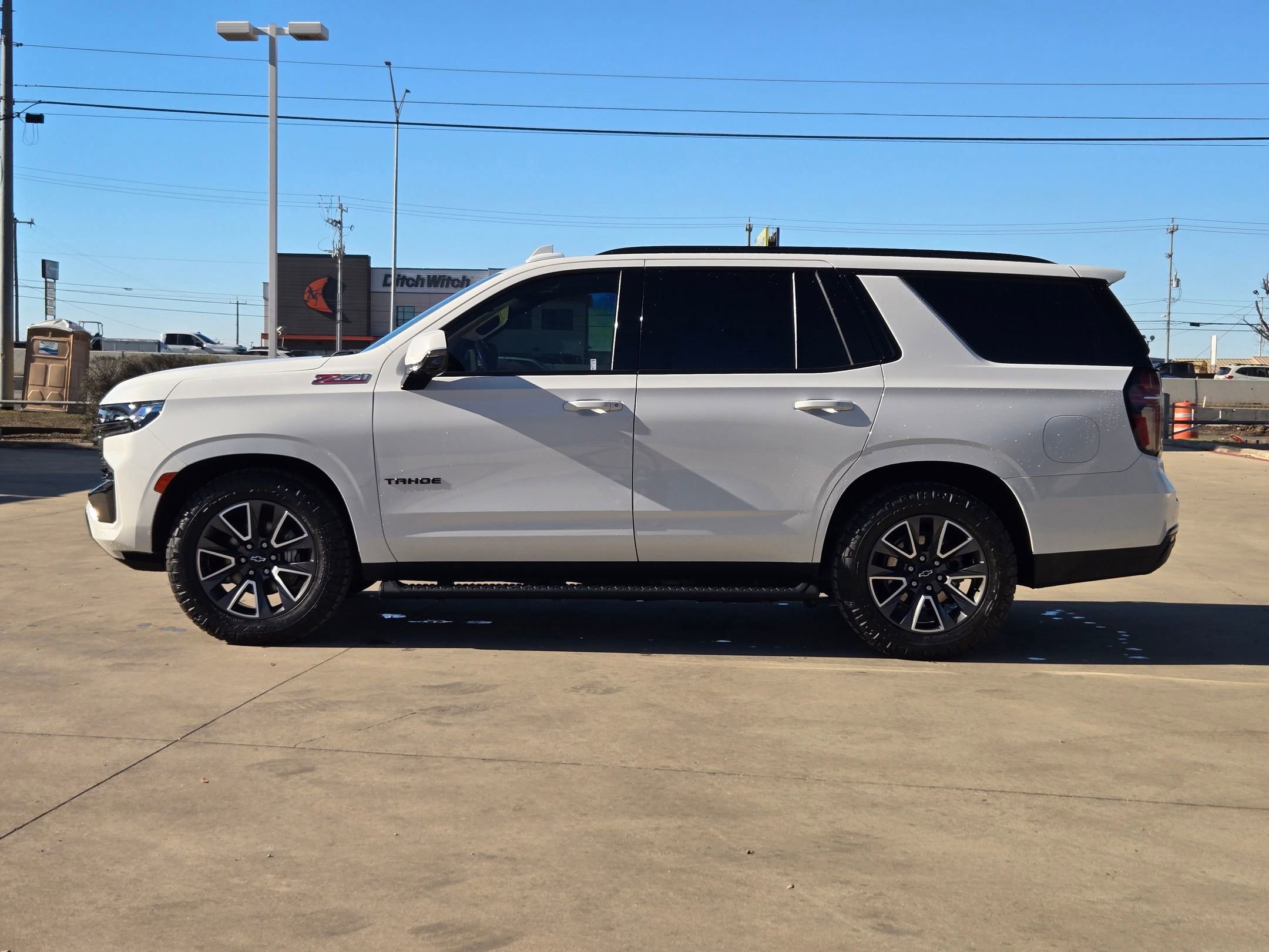 Used 2022 Chevrolet Tahoe Z71 w/ Z71 Off-Road Package image 6