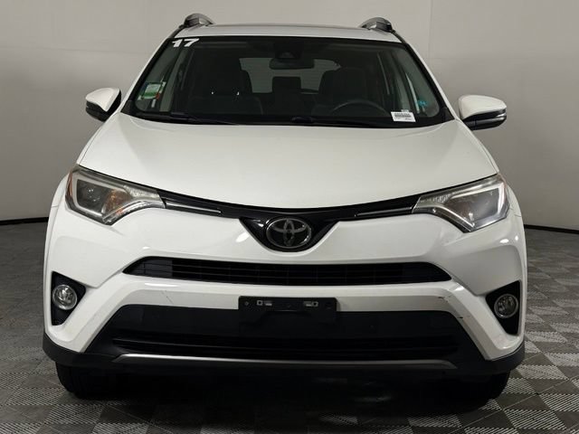 Used 2017 Toyota RAV4 XLE w/ Premium Special Value Package AWD/4WD image 11