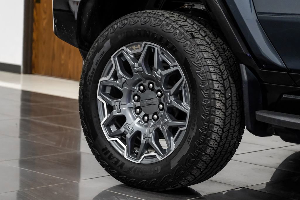 Used 2025 GMC Hummer EV 3X AWD/4WD image 55