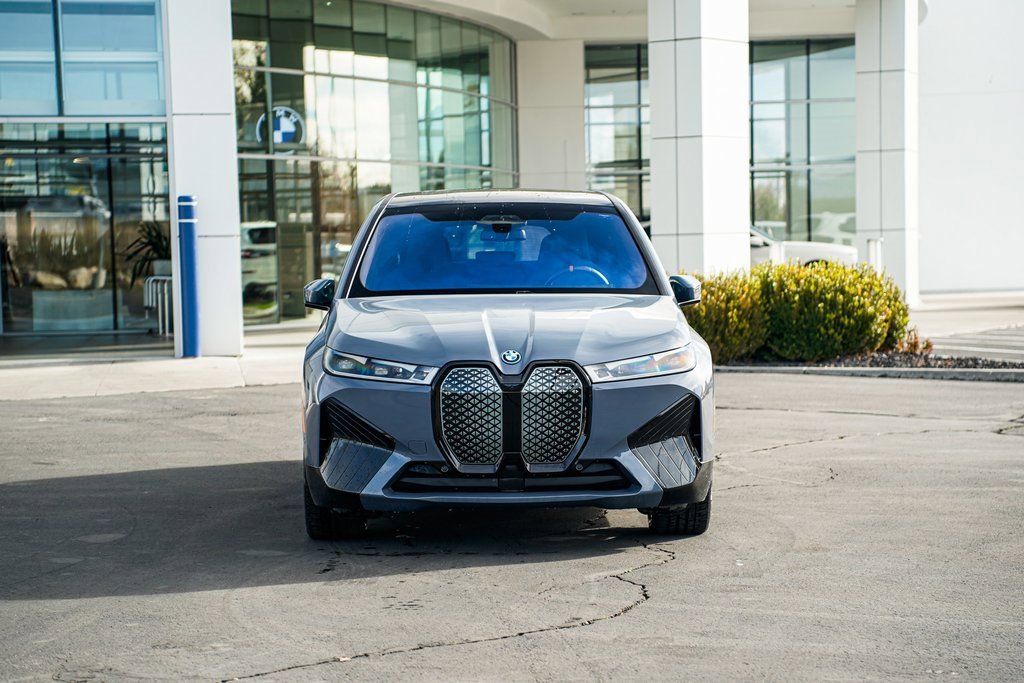 Used 2025 BMW iX M60 image 2
