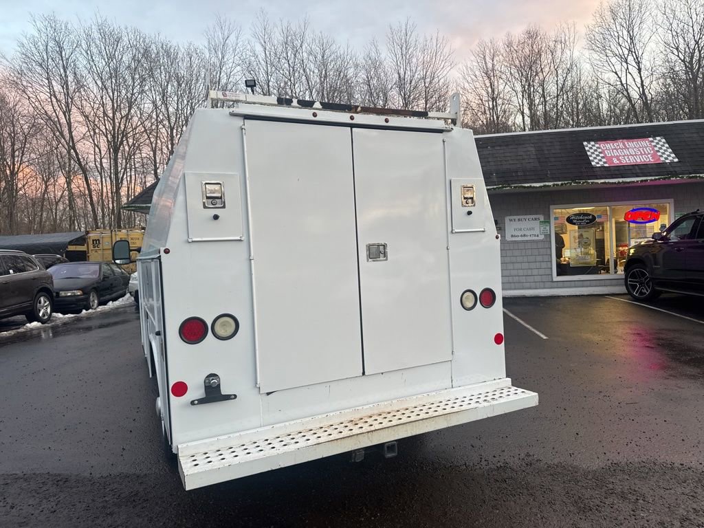 Used 2016 Ford E-350 and Econoline 350 Super Duty w/ Power Windows & Locks Group image 23