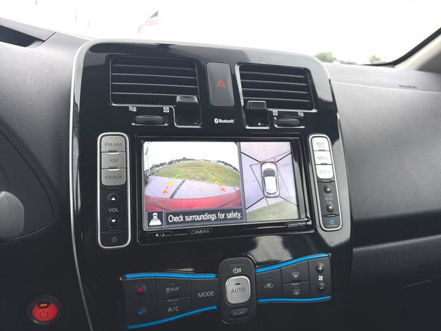 Used 2015 Nissan Leaf SL w/ Premium Package FWD image 15