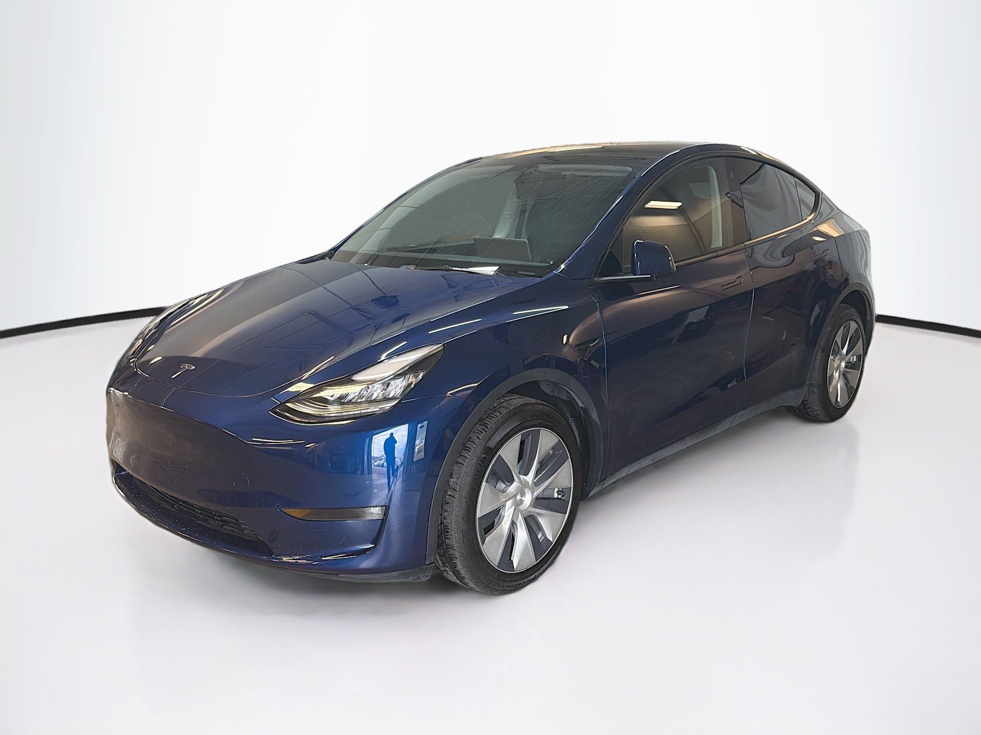 Used 2023 Tesla Model Y Long Range image 3