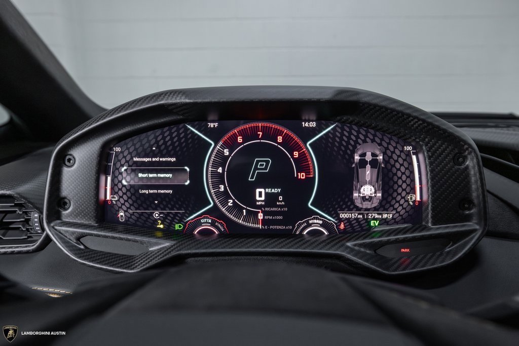Used 2025 Lamborghini Revuelto image 29