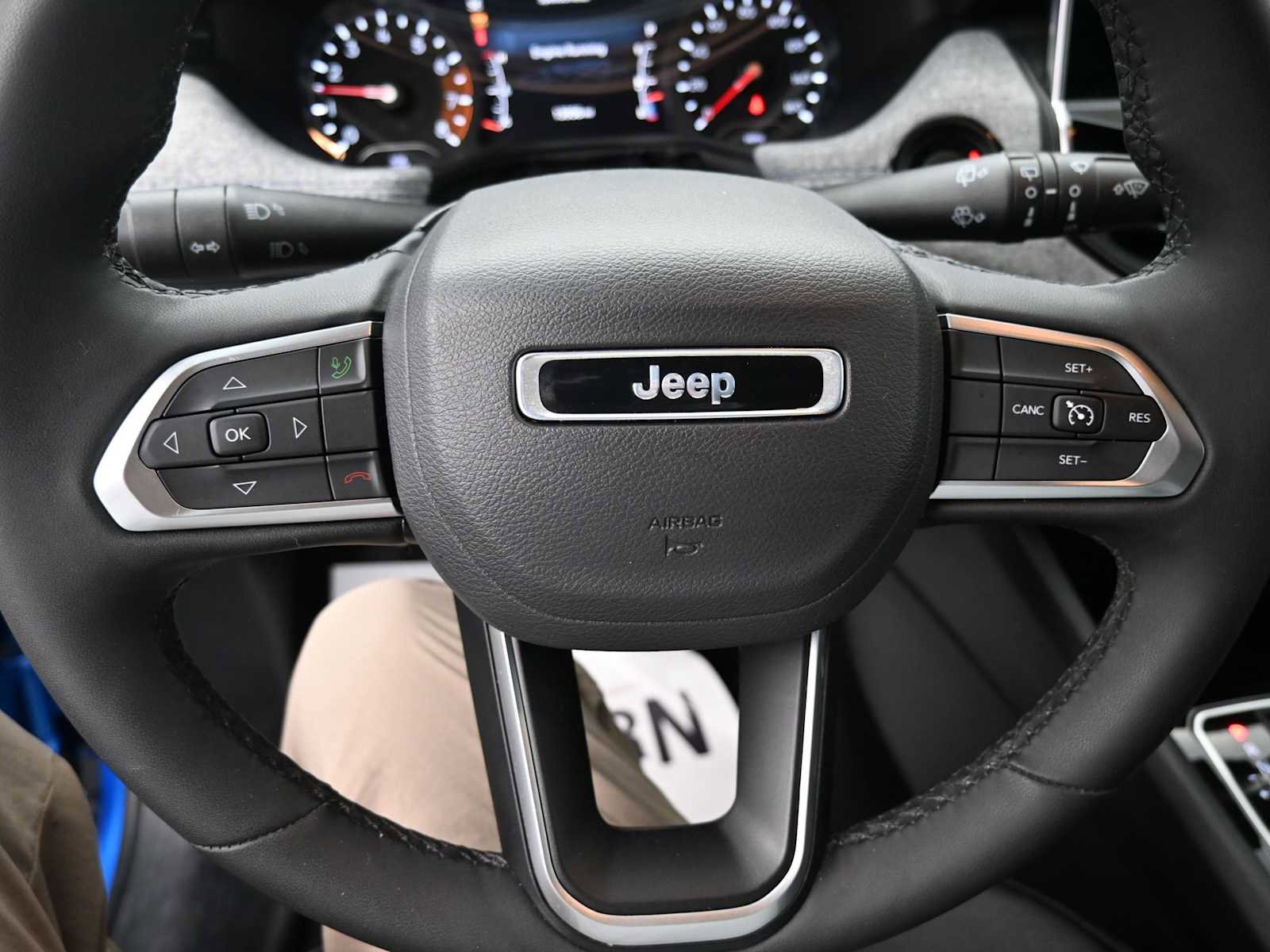 Used 2024 Jeep Compass Latitude w/ Convenience Group image 6