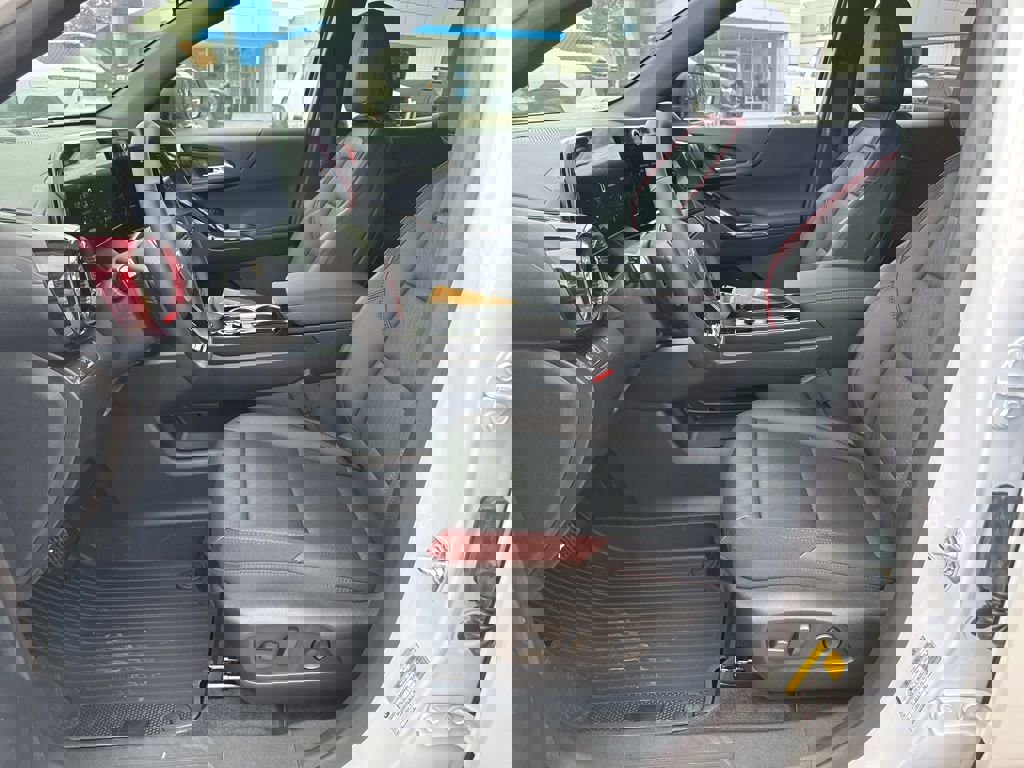 New 2026 Chevrolet Equinox RS image 9