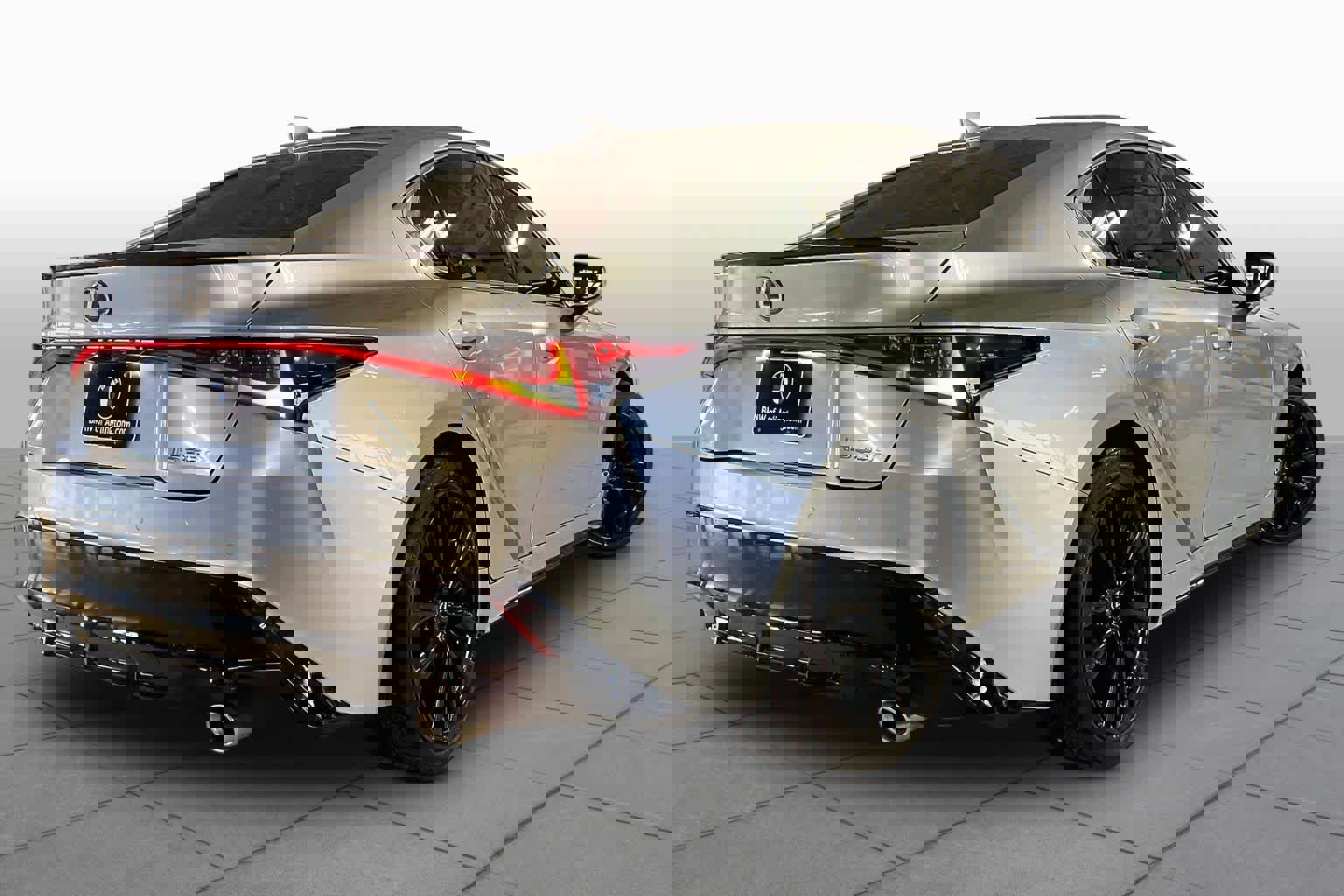 Used 2023 Lexus IS 350 F Sport w/ Navigation Package image 12