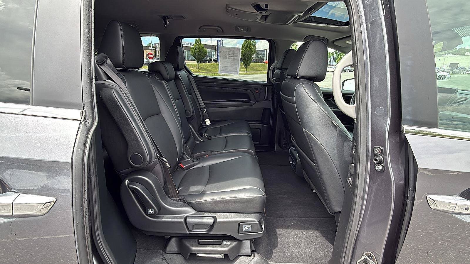 Used 2023 Honda Odyssey Touring image 19
