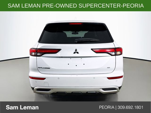 Used 2024 Mitsubishi Outlander SE image 6