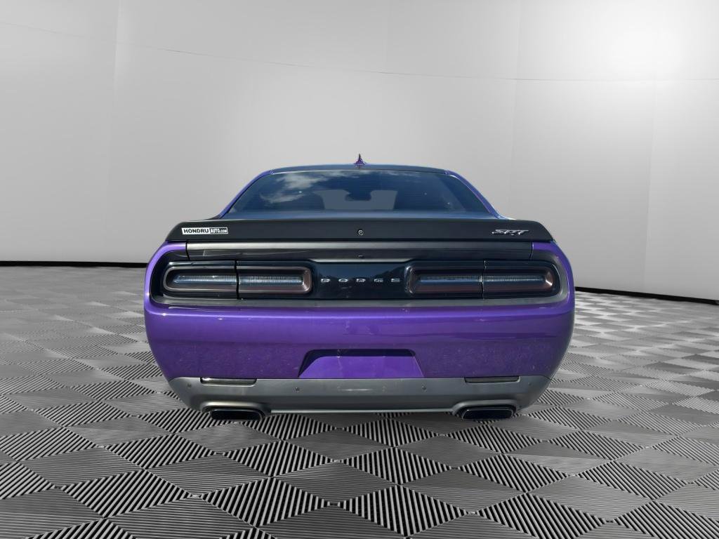 Used 2016 Dodge Challenger SRT Hellcat RWD image 8