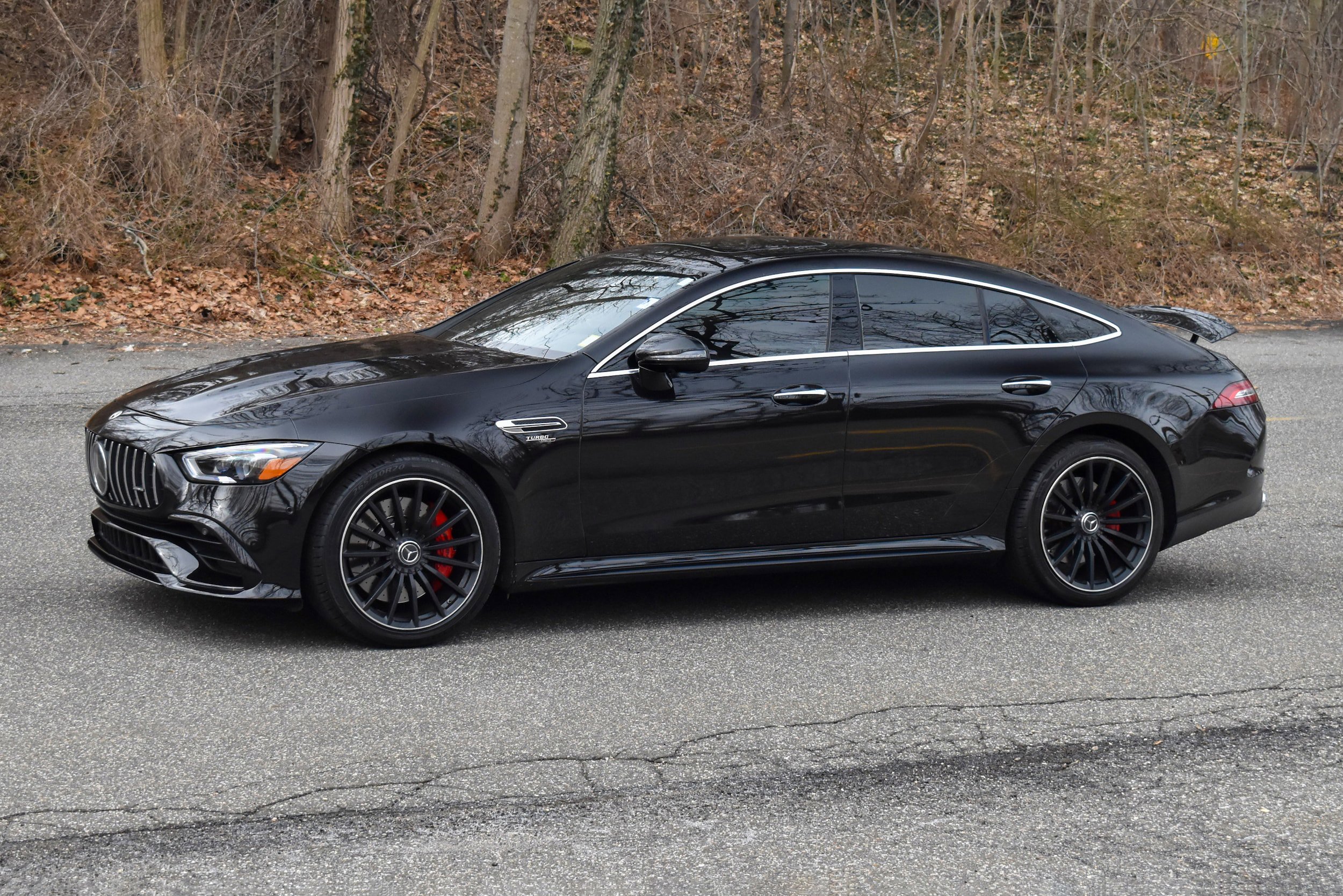 Used 2022 Mercedes-Benz AMG GT 43 image 2