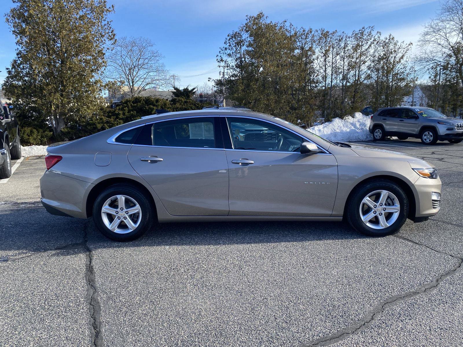 Used 2022 Chevrolet Malibu LS image 10