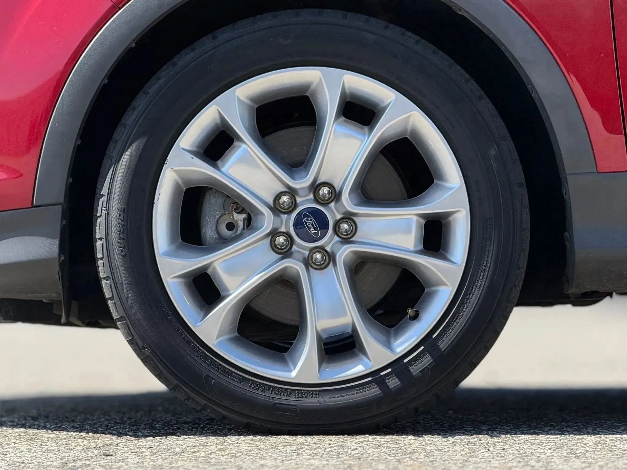 Used 2015 Ford Escape Titanium image 30