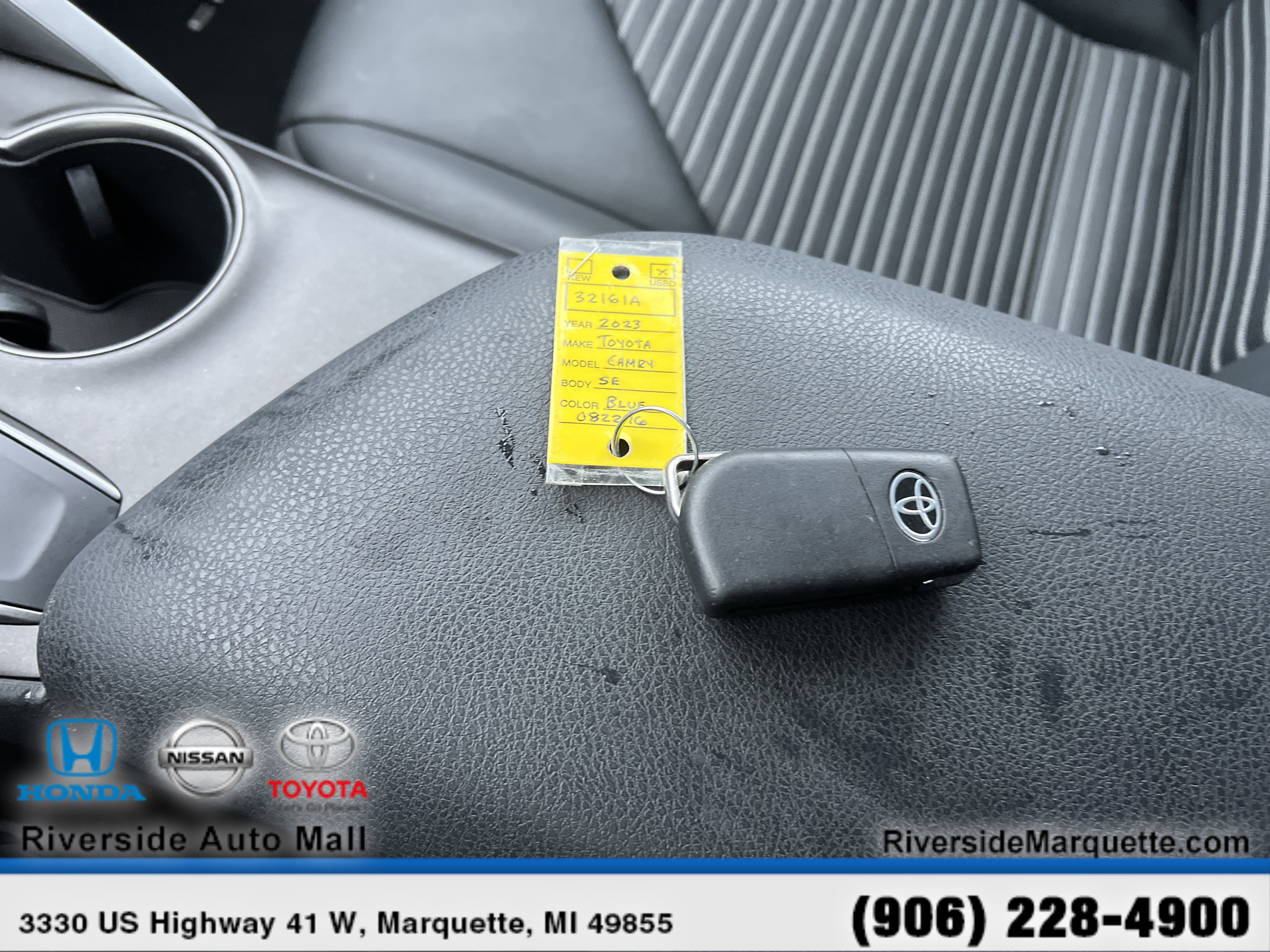 Used 2023 Toyota Camry SE image 27