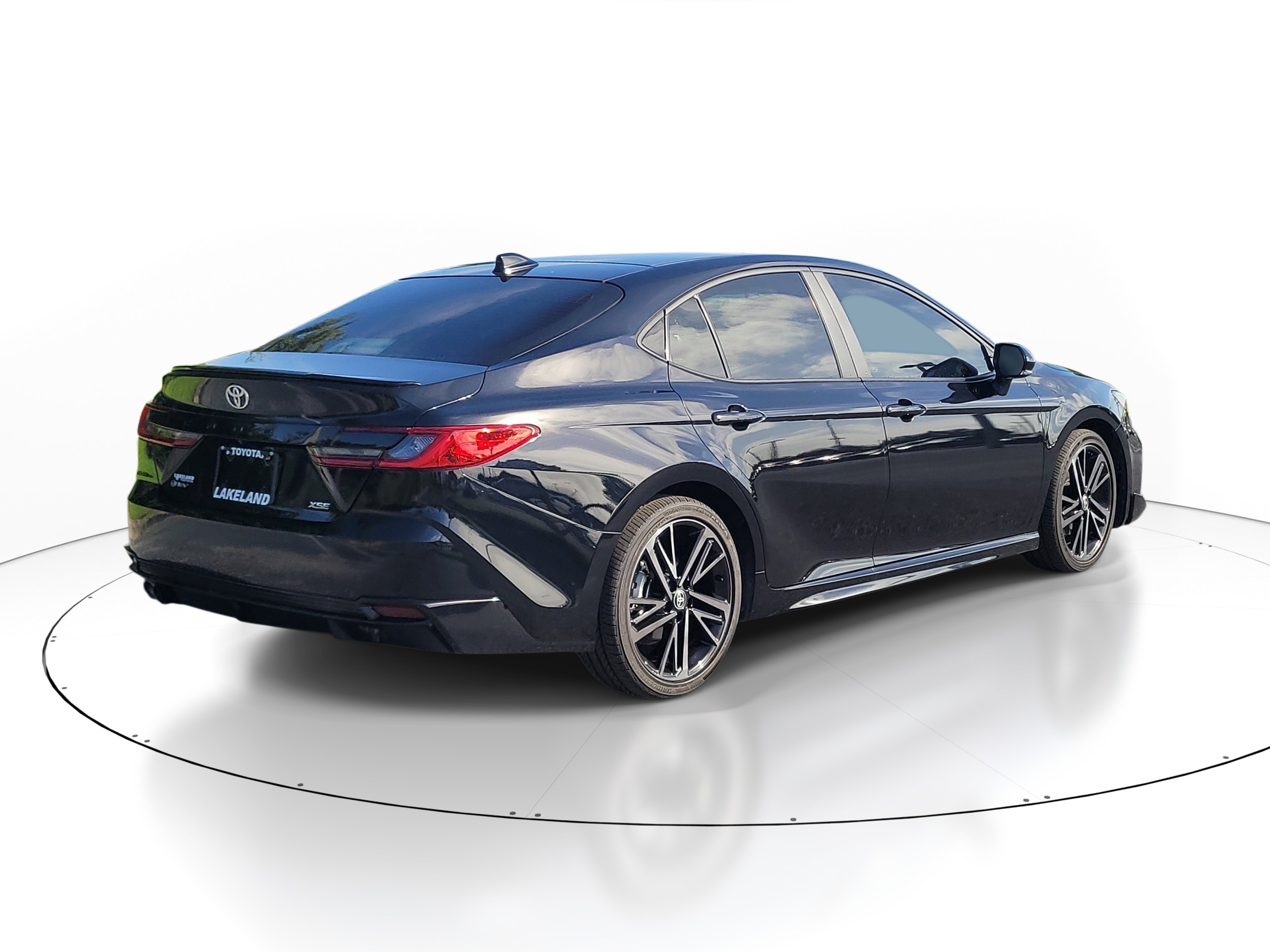 Certified 2025 Toyota Camry XSE FWD image 7
