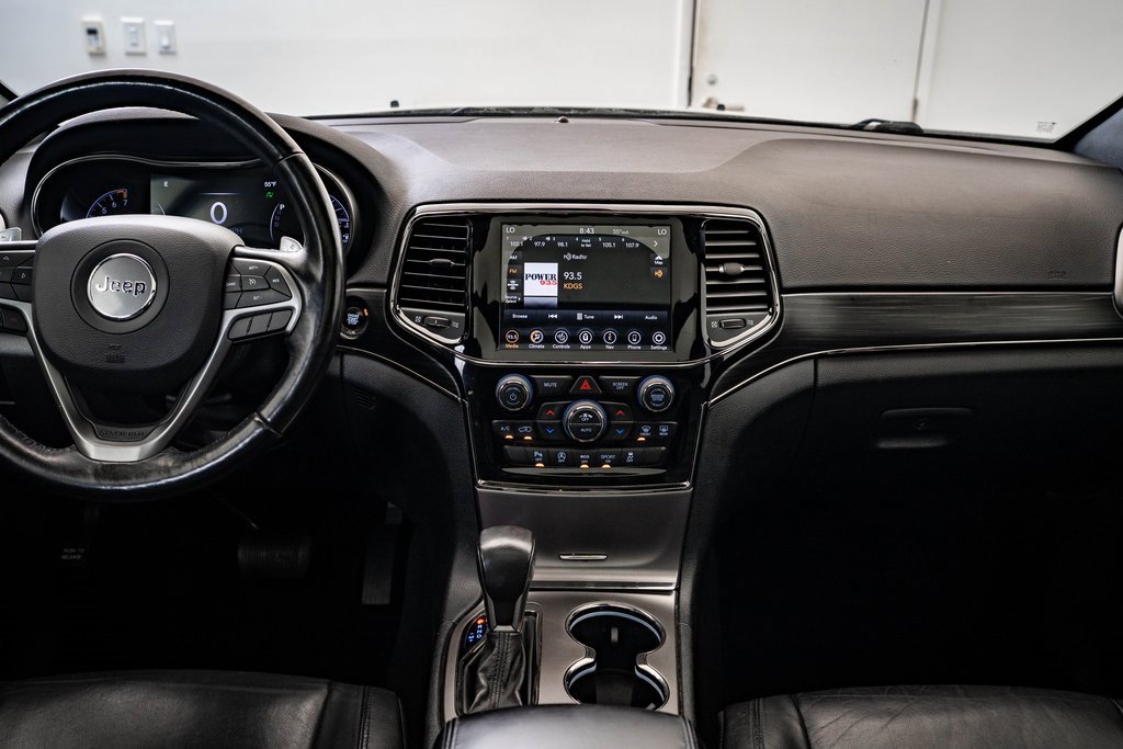 Used 2020 Jeep Grand Cherokee Limited X image 30