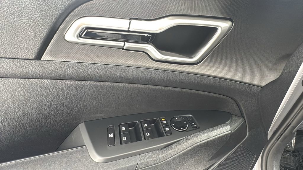 New 2026 Kia Sportage S image 19