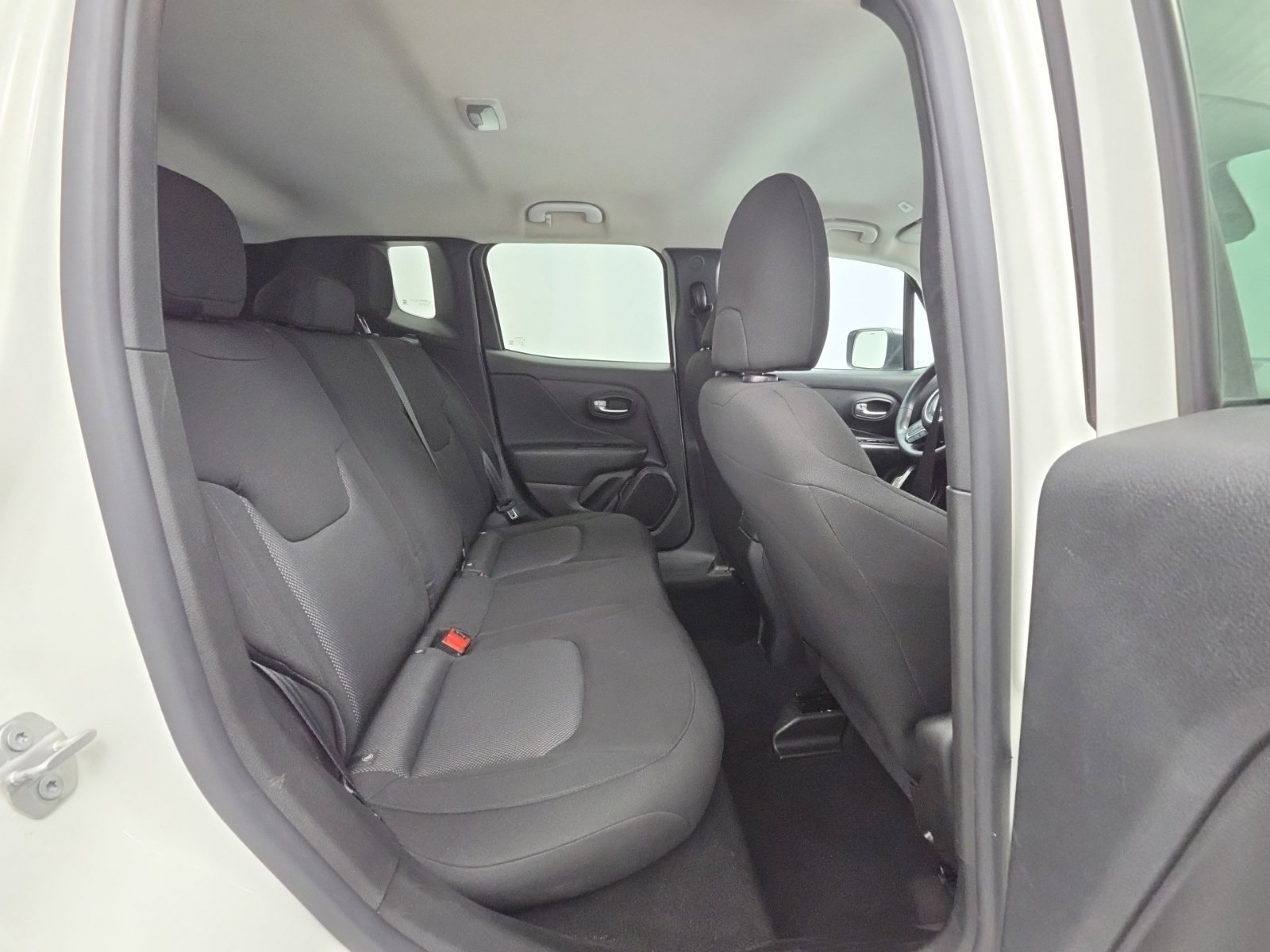 Certified 2022 Jeep Renegade Sport w/ Sport Appearance Group AWD/4WD image 33