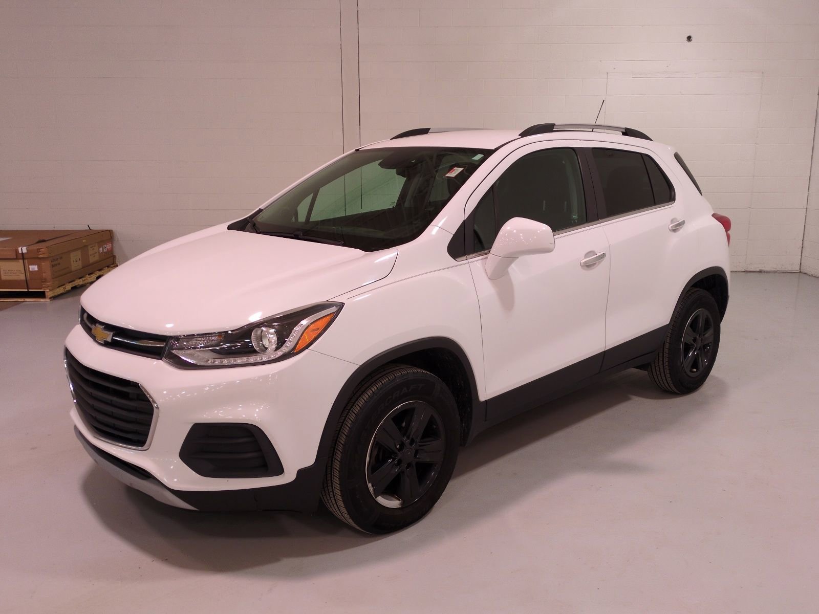 Used 2018 Chevrolet Trax LT w/ LT Convenience Package AWD/4WD image 8