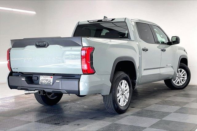 Used 2026 Toyota Tundra SR5 AWD/4WD image 13