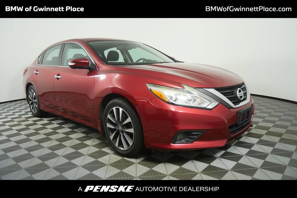 Used 2016 Nissan Altima 2.5 SV w/ Convenience Package FWD image 1