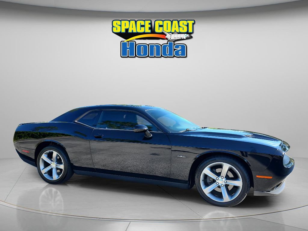 Used 2015 Dodge Challenger R/T w/ Quick Order Package 28B R/T RWD image 13