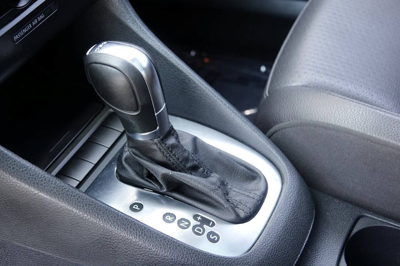 Used 2012 Volkswagen Jetta TDI FWD image 58