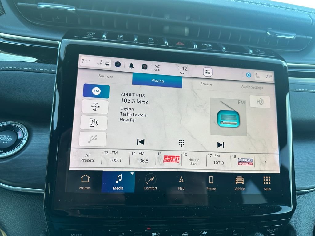 Used 2023 Jeep Grand Cherokee Overland w/ Luxury Tech Group IV image 12