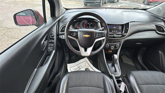Used 2021 Chevrolet Trax LT w/ Driver Confidence Package image 12