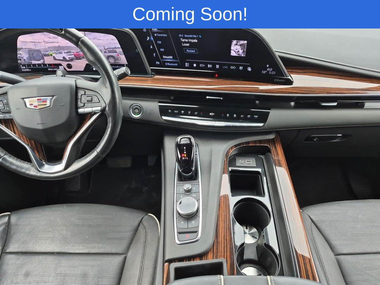 Used 2023 Cadillac Escalade Premium Luxury AWD/4WD image 31