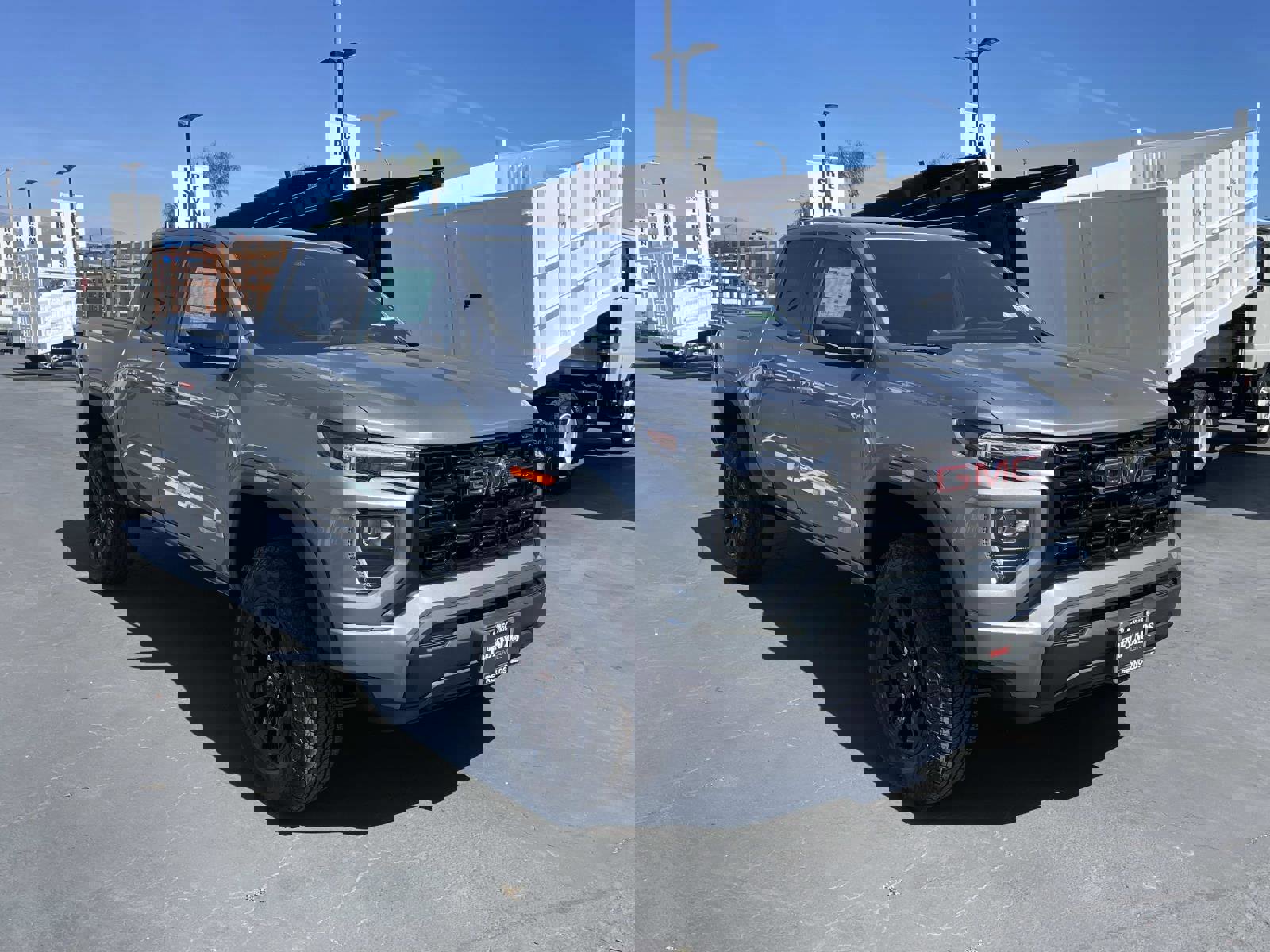 New 2026 GMC Canyon Elevation image 3