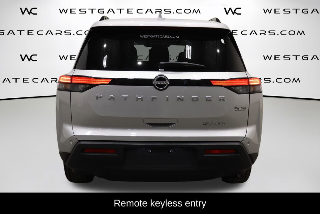 Used 2024 Nissan Pathfinder SV image 7
