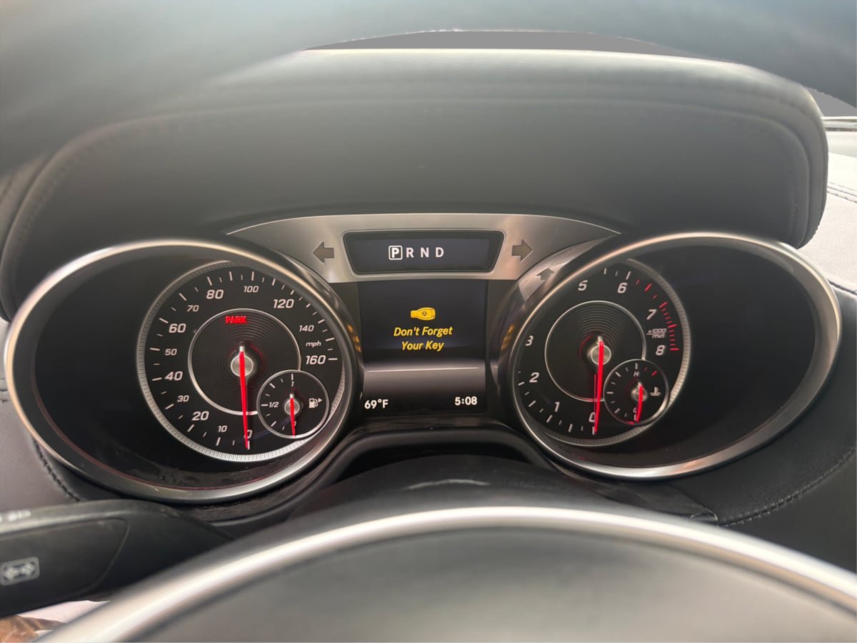 Used 2017 Mercedes-Benz SL 550 image 34