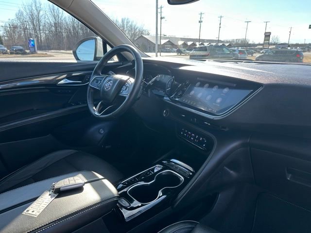 Used 2021 Buick Envision Essence w/ Technology Package I image 9