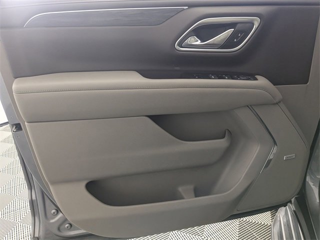 Used 2021 GMC Yukon XL SLT w/ SLT Luxury Plus Package image 9