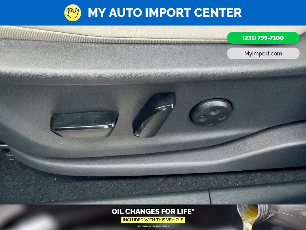 Used 2024 Nissan Ariya AWD image 12