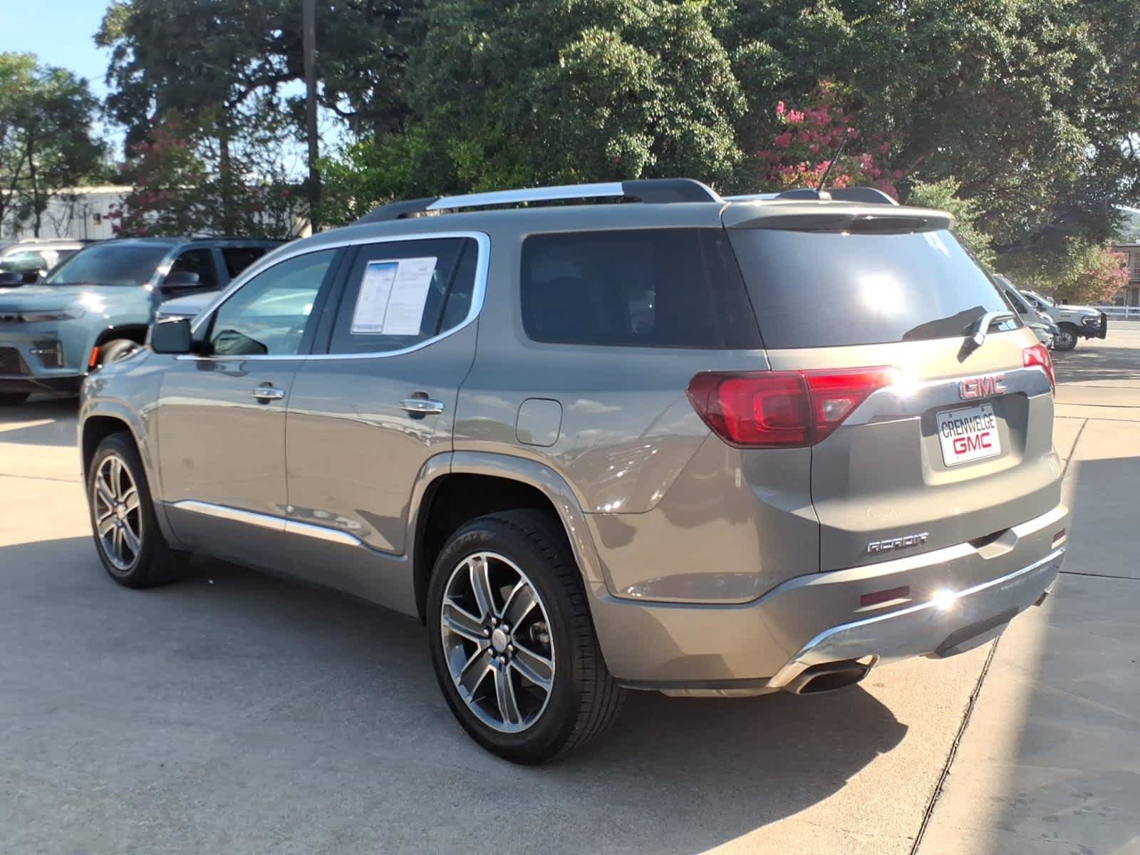 Certified 2019 GMC Acadia Denali w/ Technology Package FWD image 30