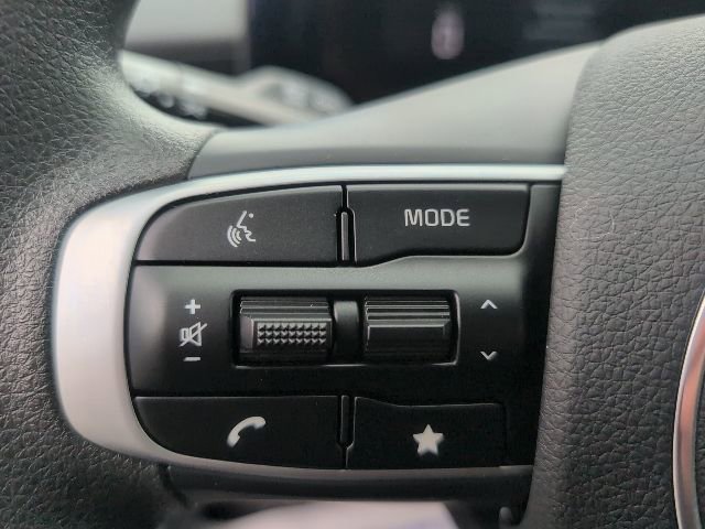 Used 2026 Kia K5 LXS FWD image 26