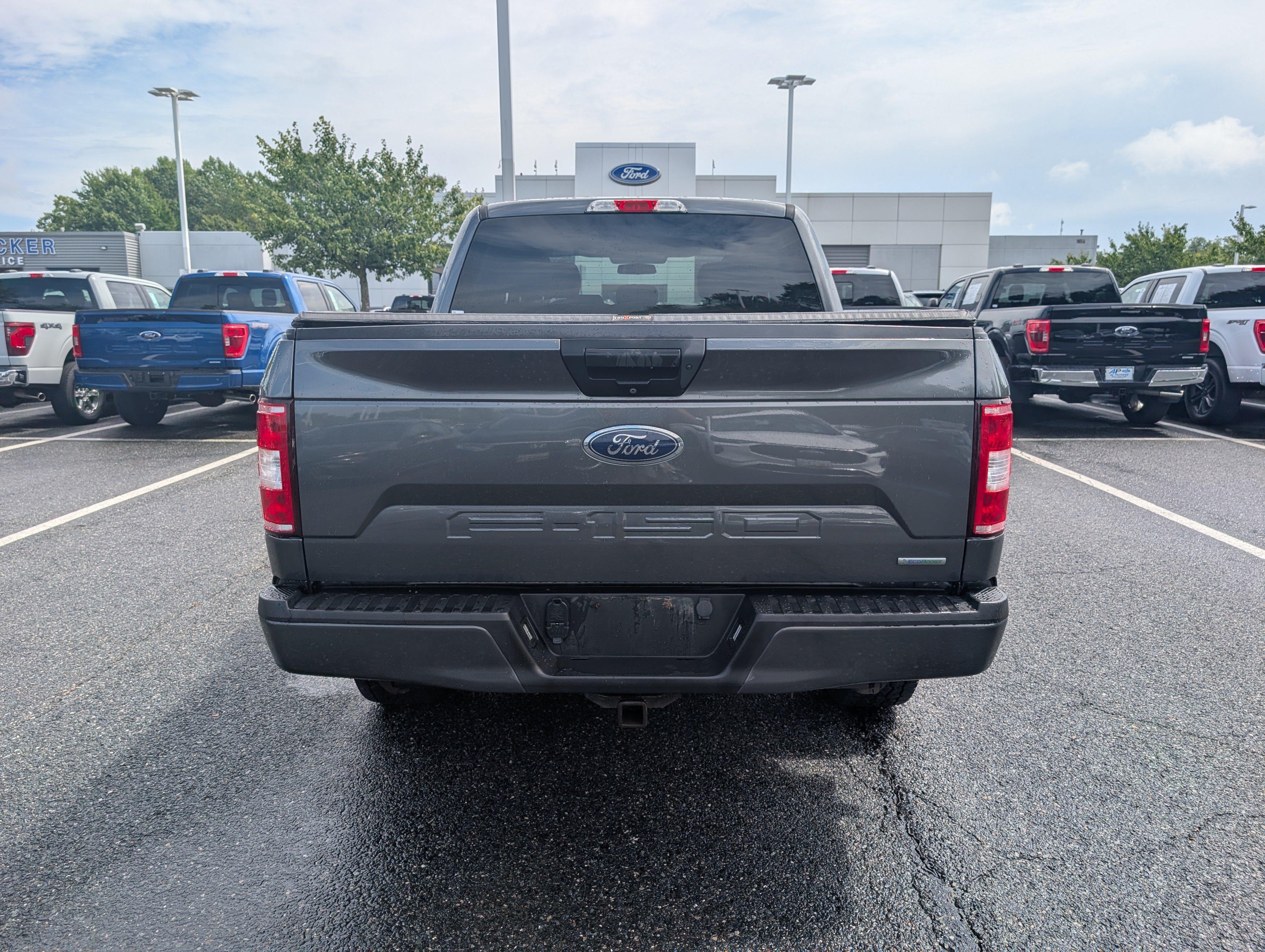Certified 2018 Ford F150 XL w/ Equipment Group 101A Mid AWD/4WD image 4