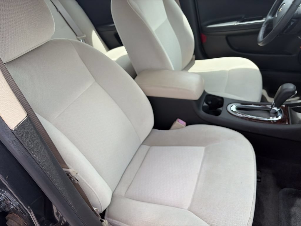 Used 2013 Chevrolet Impala LT w/ LT Sunroof Package FWD image 30