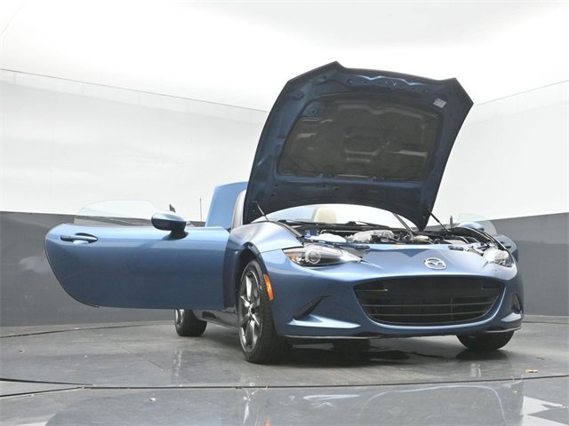 Used 2022 Volvo V60 T5 Cross Country w/ Advanced Package image 46