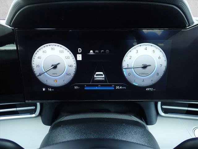 Used 2025 Hyundai Elantra Limited image 26